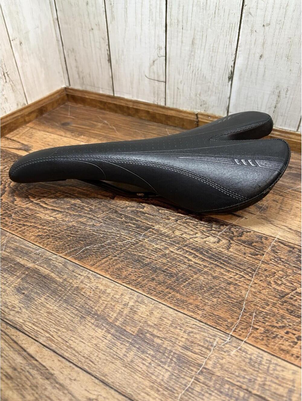Bontrager Saddle Seat Hollow Race Lux Rails Mountain, Road, Touring Bike